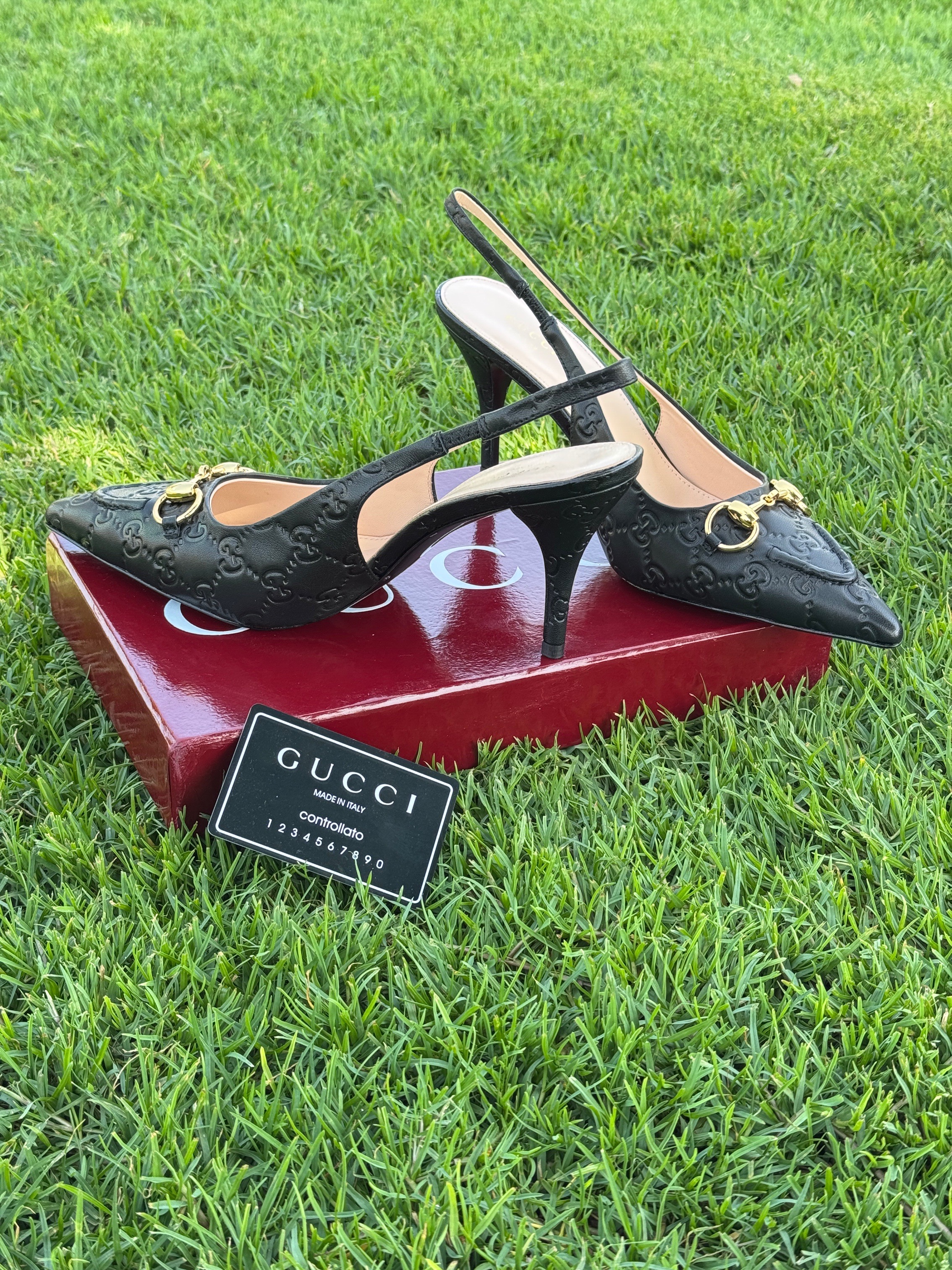 Gucci Horsebit 85 slingback pumps in embossed leather. image 1