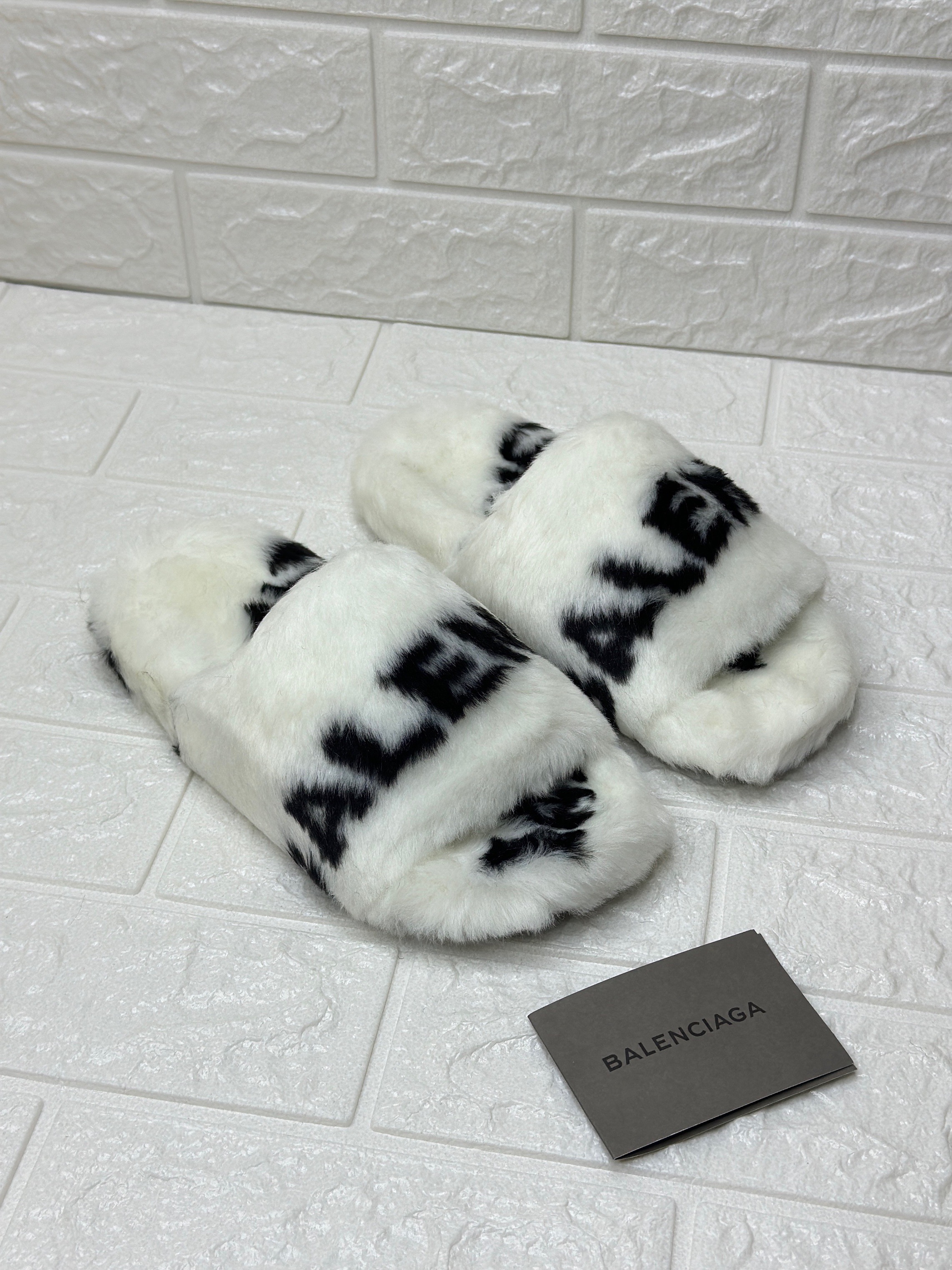 Balenciaga Furry Slide Sandals with the Political Campaign logo embroidery. image 1