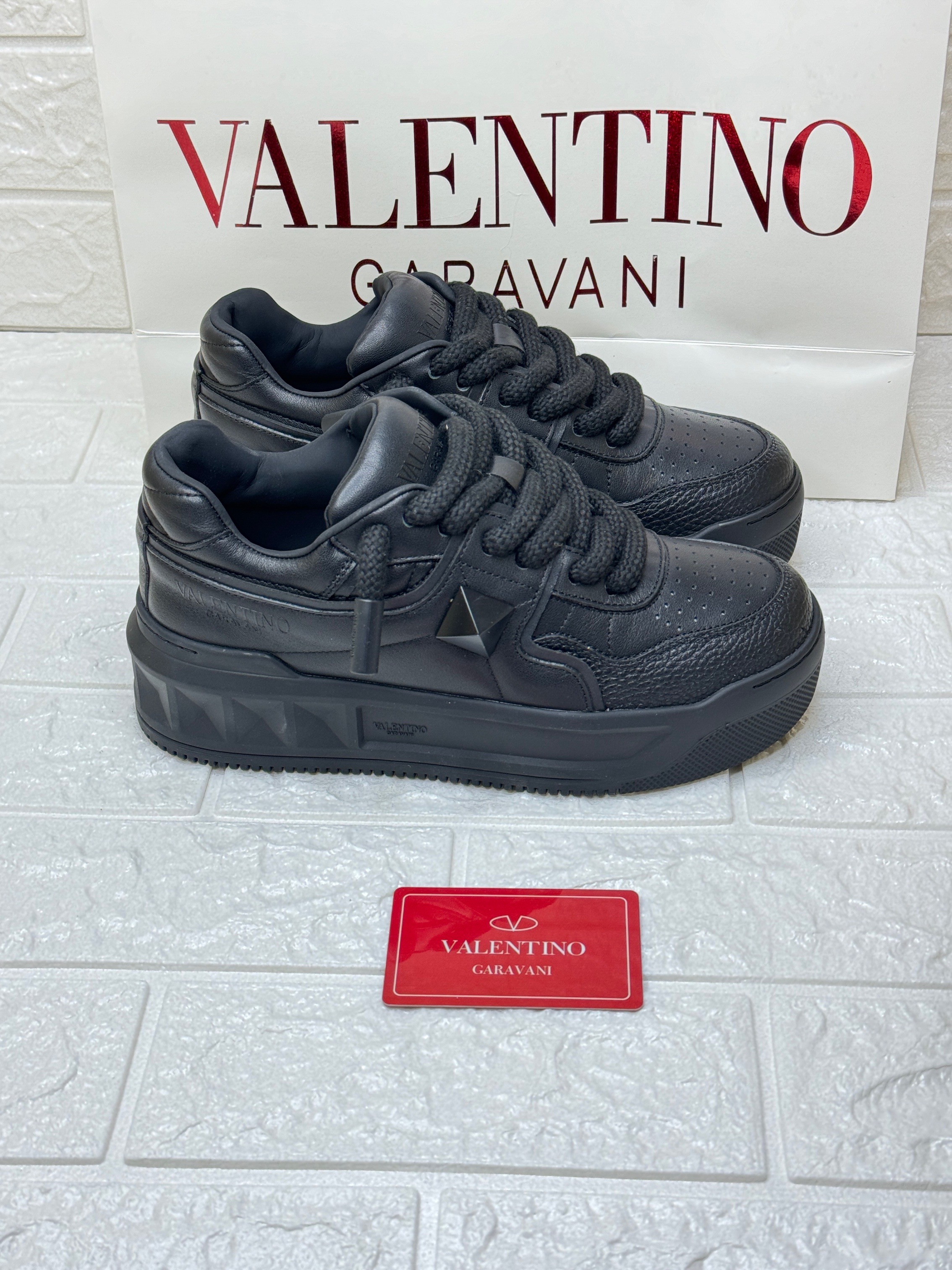 Valentino Garavani One Stud XL low-top sneakers. image 1