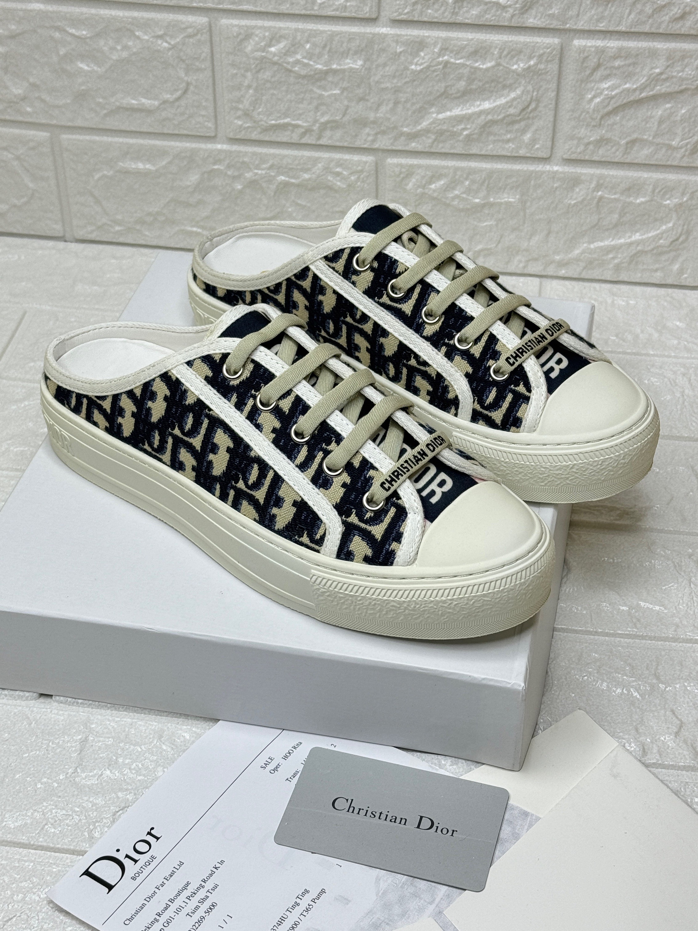 Dior Walk'N'Dior platform mule sneaker in the deep blue Dior Oblique embroidered cotton canvas with white laces and sole. image 1