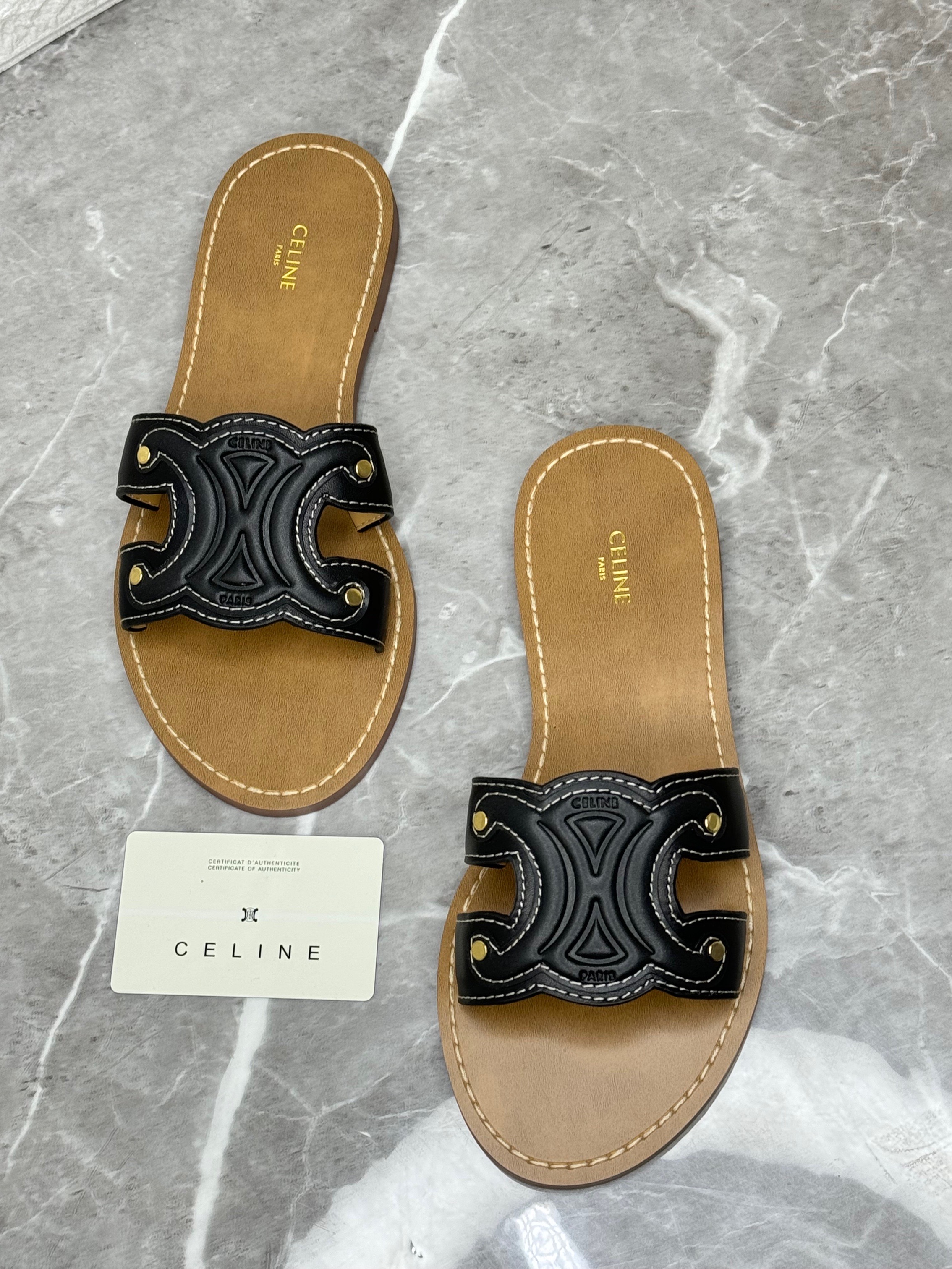 Celine Triomphe flat sandals in calfskin leather. image 1