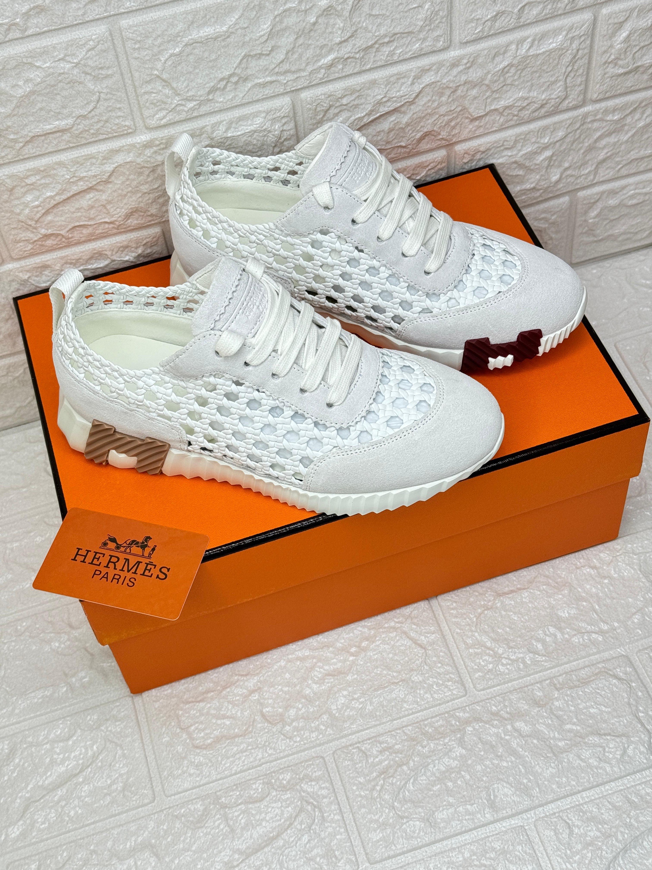 Herm?s Bouncing sneaker in technical mesh and suede goatskin. image 1