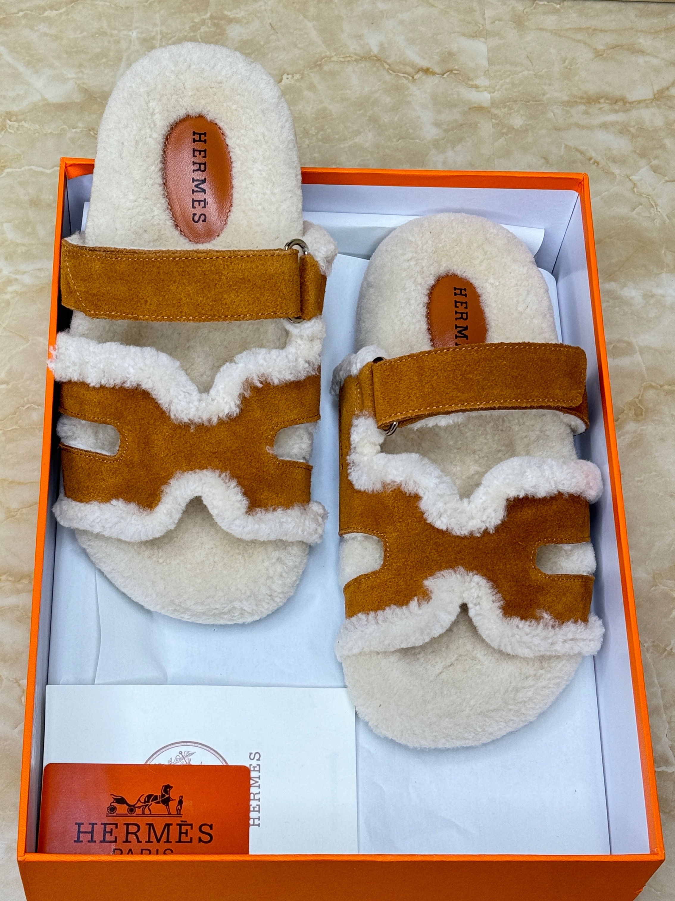Herm?s Chypre sandals in bicolor suede goatskin and shearling. image 1